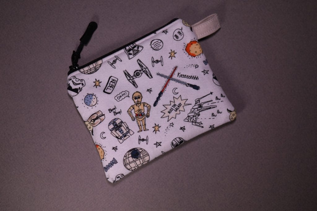 White-Star-Wars-Character-Wallet-Bag-4